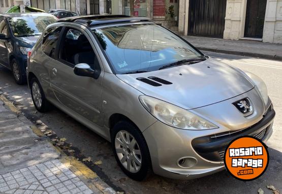 Autos - Peugeot 207 2009 Diesel 186000Km - En Venta