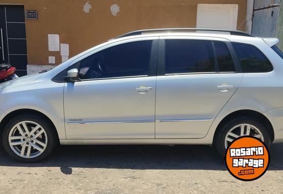 Autos - Volkswagen Suran highline 2017 Nafta 97000Km - En Venta