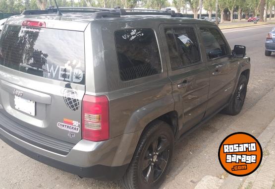 Camionetas - Jeep PATRIOT 4X4 2.4S SPORT 2012 Nafta 62000Km - En Venta