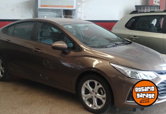 Autos - Chevrolet Cruze LT 2020 Nafta 102000Km - En Venta