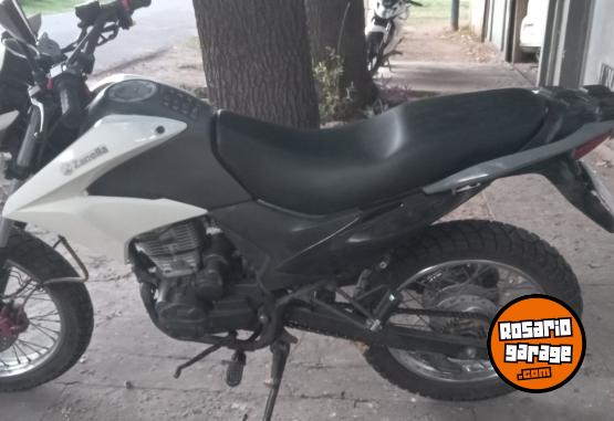 Motos - Zanella ZR 150 CC 2016 Nafta 40500Km - En Venta