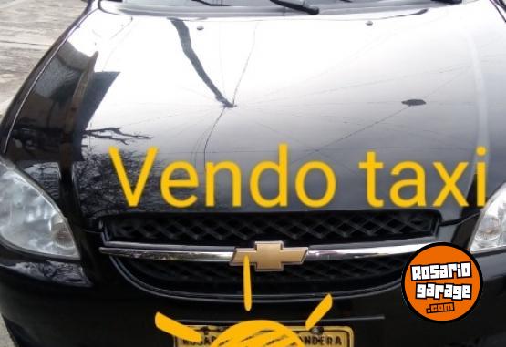 Utilitarios - Chevrolet Classic 2016 GNC 11111Km - En Venta