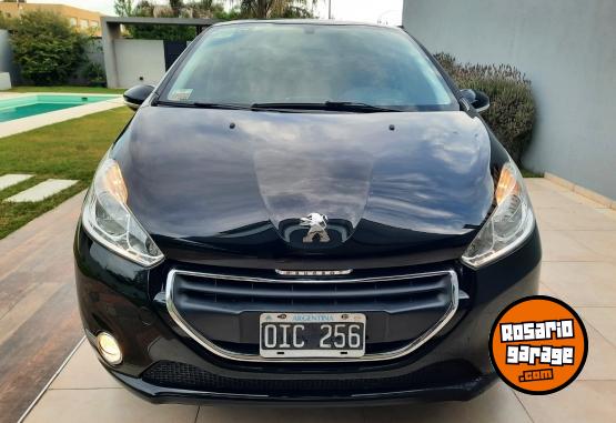 Autos - Peugeot 208 2014 Nafta 100000Km - En Venta