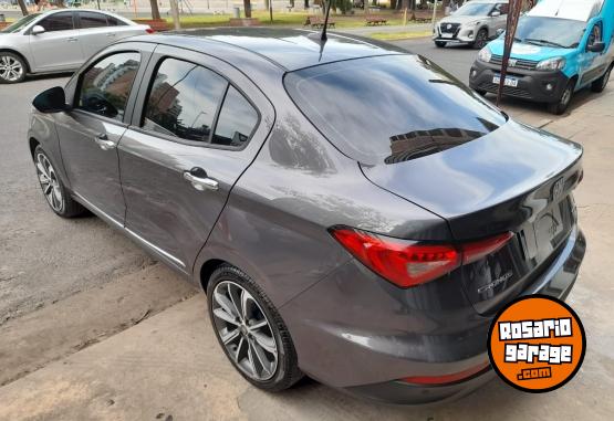 Autos - Fiat Cronos Precision 2021 GNC 28000Km - En Venta