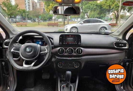 Autos - Fiat Cronos Precision 2021 GNC 28000Km - En Venta