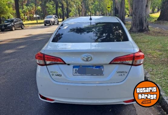 Autos - Toyota Yaris 2023 Nafta 27000Km - En Venta