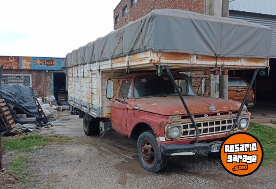 Camiones y Gras - Vendo Ford 350 M'65 - En Venta