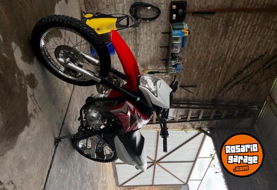 Motos - Honda XR150L 2019 Nafta 24000Km - En Venta