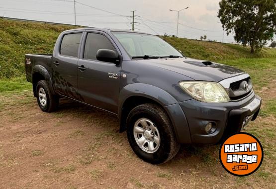 Camionetas - Toyota HILUX 3.0 SR 4X4 MT 2010 Diesel 420000Km - En Venta