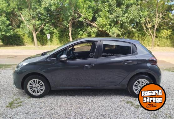 Autos - Peugeot 208 ALLURE FULL 2018 Nafta 65000Km - En Venta