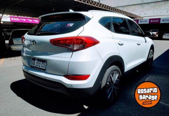 Camionetas - Hyundai TUCSON 4X2 AT 2017 Nafta 88000Km - En Venta