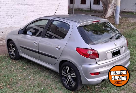 Autos - Peugeot 207 2009 GNC 180000Km - En Venta