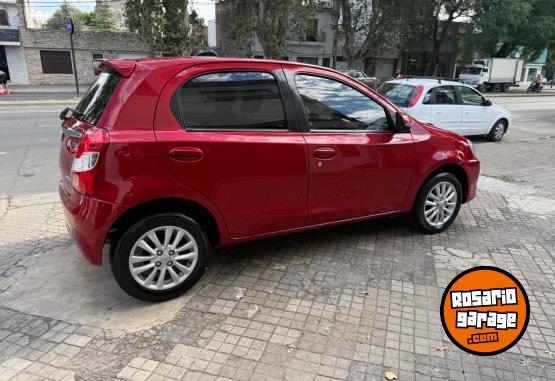 Autos - Toyota etios 2014 Nafta 48000Km - En Venta