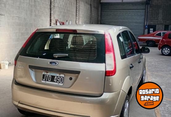 Autos - Ford Fiesta 1.6 5P 2011 GNC 154000Km - En Venta