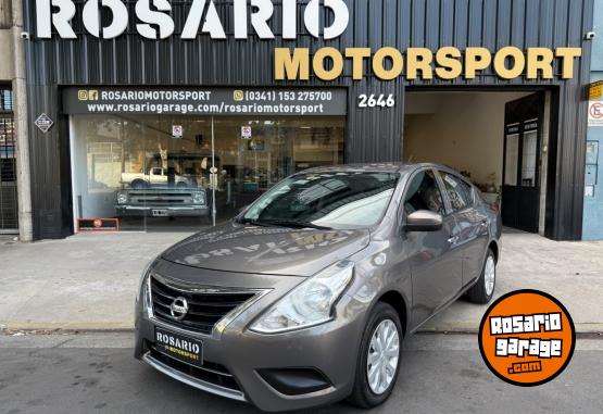 Autos - Nissan Versa 2017 Nafta 93000Km - En Venta