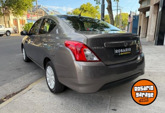 Autos - Nissan Versa 2017 Nafta 93000Km - En Venta