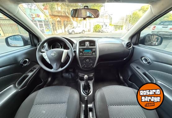 Autos - Nissan Versa 2017 Nafta 93000Km - En Venta