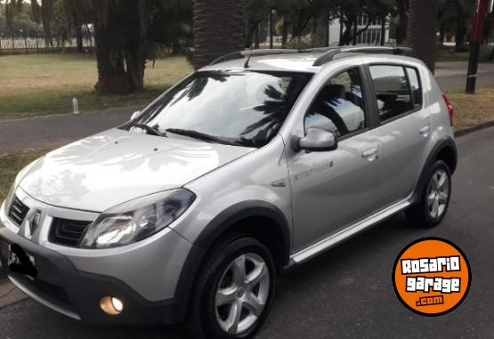 Autos - Renault Sandero stepway nico due 2010 Nafta 130000Km - En Venta