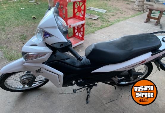 Motos - Honda Whave s 110 2023 Nafta 9000Km - En Venta