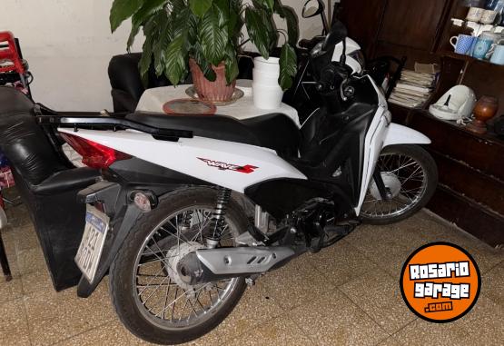 Motos - Honda Wave 110cc 2024 Nafta 3900Km - En Venta