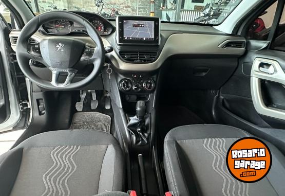 Autos - Peugeot 2008 ALLURE 2018 Nafta 131229Km - En Venta