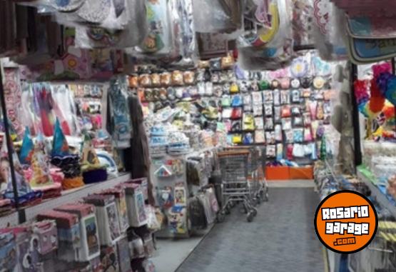 Otros - MERCADERIA DE COTILLN( POR CIERRE) - En Venta