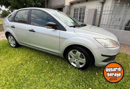 Autos - Ford Focus 2011 GNC 197500Km - En Venta