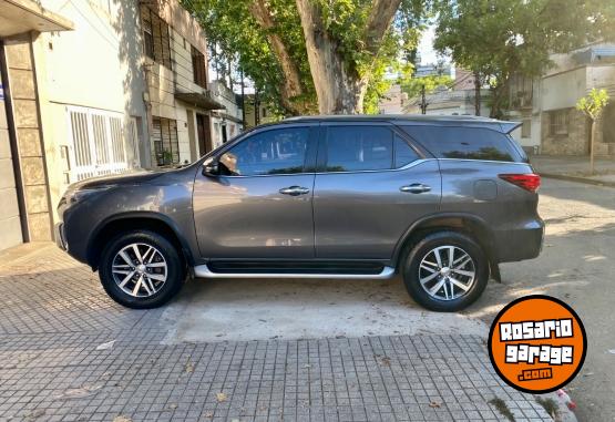 Camionetas - Toyota Sw4 SRX 2018 Diesel 230000Km - En Venta