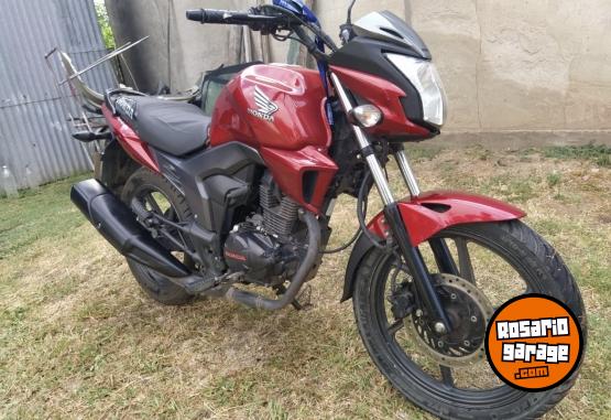 Motos - Honda Invicta 2014 Nafta 27000Km - En Venta