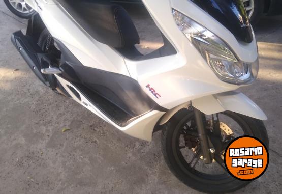 Motos - Honda Pcx 150 2017 Nafta 16000Km - En Venta