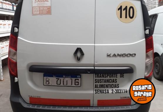 Utilitarios - Renault Kangoo 2018 Diesel 302000Km - En Venta