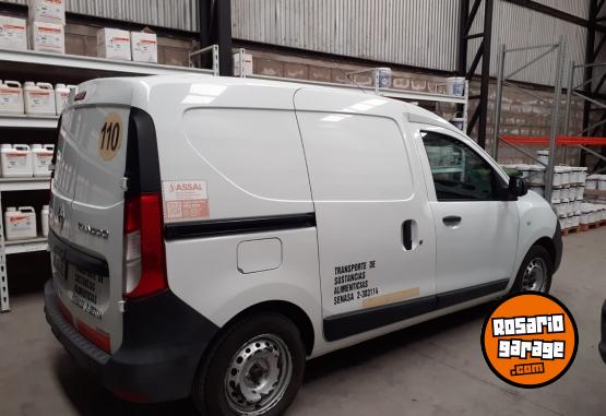 Utilitarios - Renault Kangoo 2018 Diesel 302000Km - En Venta