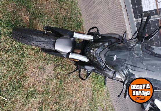 Motos - Bajaj dominar 400 2021 Nafta 8987Km - En Venta