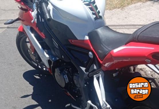 Motos - Benelli 302R , ao 2020 2020 Nafta 3000Km - En Venta