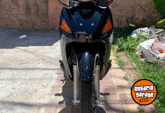 Motos - Honda new wave 2014 Nafta 5000Km - En Venta