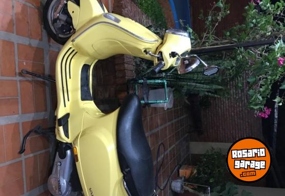 Motos - Vespa Vxl 150 2023 Nafta 17000Km - En Venta