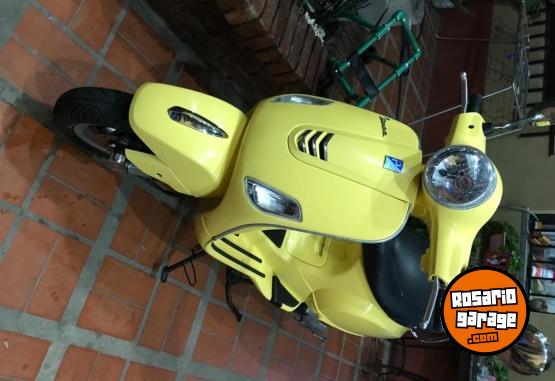 Motos - Vespa Vxl 150 2023 Nafta 17000Km - En Venta