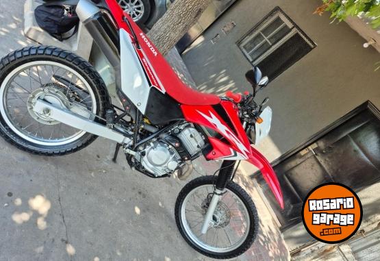 Motos - Honda Tornado 2018 Nafta 35000Km - En Venta