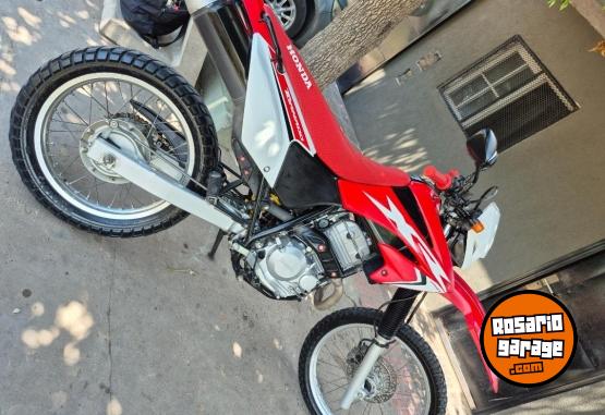 Motos - Honda Tornado 2018 Nafta 35000Km - En Venta