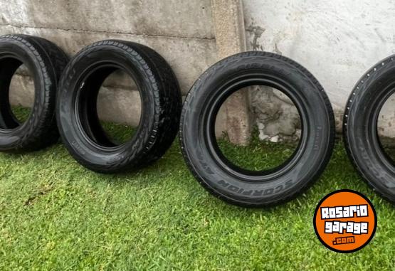 Accesorios para Autos - Cubiertas 17 Pirelli scorpion rodado 245/65/17 en excelente estado - En Venta