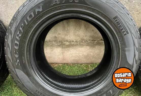 Accesorios para Autos - Cubiertas 17 Pirelli scorpion rodado 245/65/17 en excelente estado - En Venta