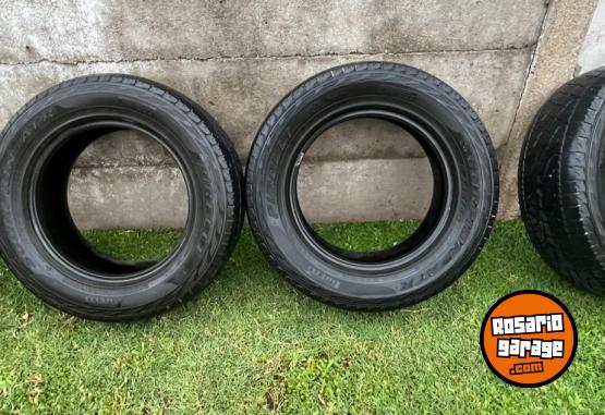 Accesorios para Autos - Cubiertas 17 Pirelli scorpion rodado 245/65/17 en excelente estado - En Venta