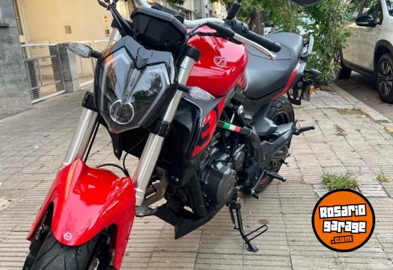 Motos - Benelli 302s 2023 Nafta 10500Km - En Venta