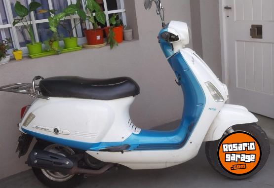 Motos - Zanella Scooter. Styler 125 2012 Nafta 12500Km - En Venta