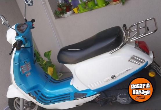 Motos - Zanella Scooter. Styler 125 2012 Nafta 12500Km - En Venta