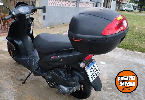 Motos - Kymco Agility 2023 Nafta 1500Km - En Venta