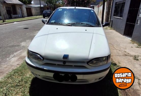 Autos - Fiat Palio 2000 Nafta 200000Km - En Venta