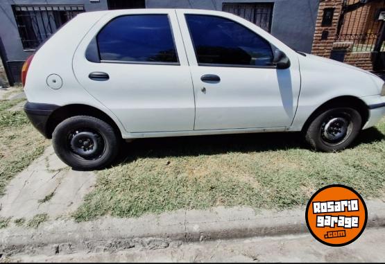 Autos - Fiat Palio 2000 Nafta 200000Km - En Venta