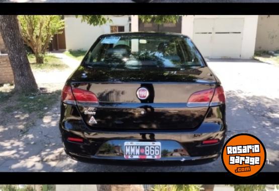 Autos - Fiat Sien 2013 Nafta 430000Km - En Venta