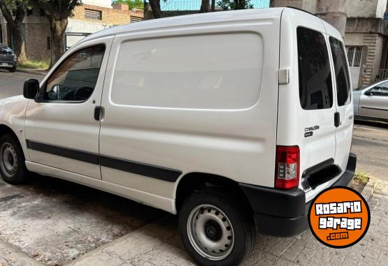 Utilitarios - Peugeot Partner/Berlingo 2020 Diesel 73000Km - En Venta